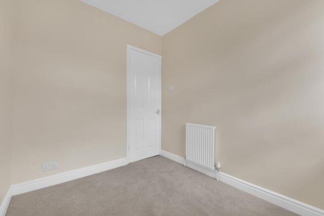 4 bed Terraced for sale Image 9