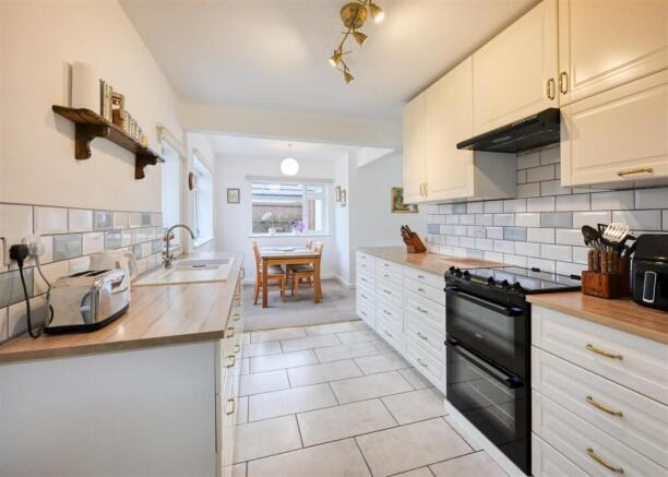 43 Church Road-11.jpg