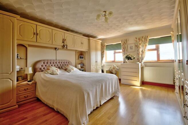 Bedroom 2.jpg