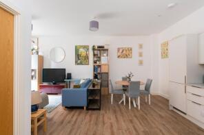 11, Bullard Close, St Pauls, Bristol BS6 5EQ