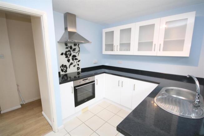 Kitchen..JPG