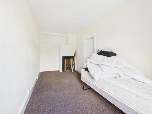 3 bed House to rent Image 7