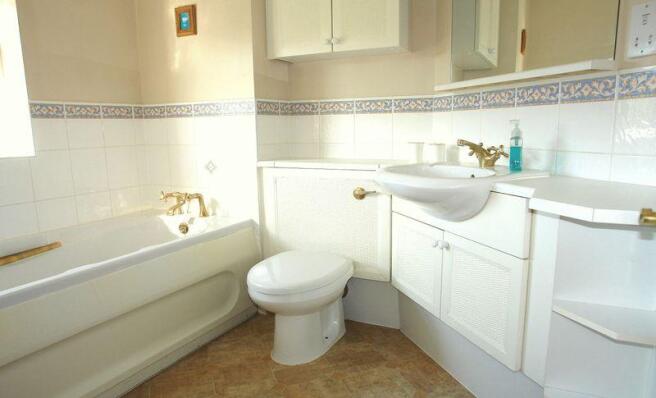 En suite (with...