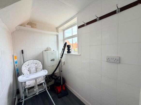 3 bed Semi-Detached for sale Image 7
