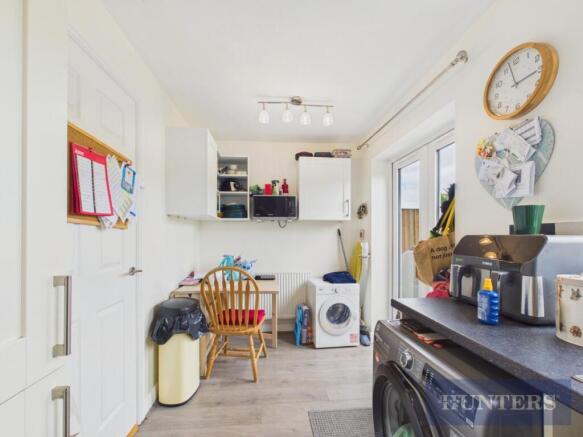 2 bed Semi-Detached for sale Image 5