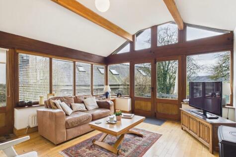 Low Barrow House, Low Lane, Brigsteer, Kendal, Cumbria, LA8 8AT