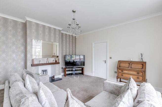 Reception Room 1/Bedroom
