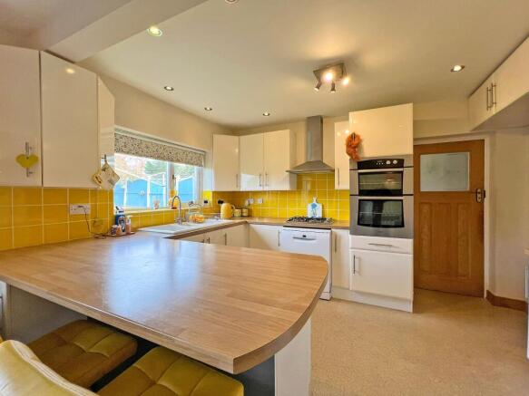 Kitchen/Sitting Room