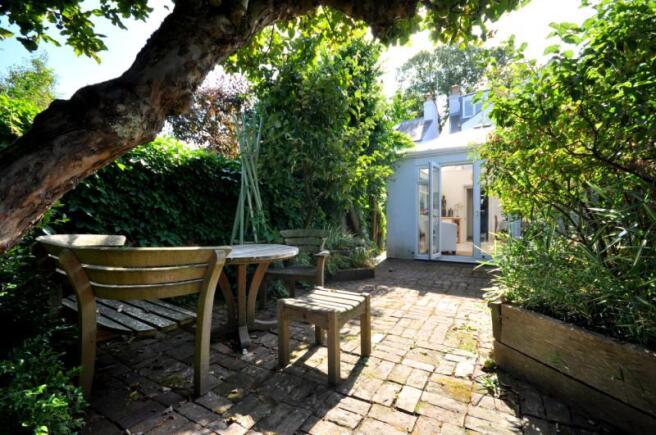 Garden & Rear