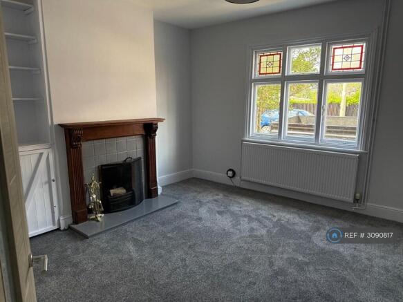 Lounge/Front Room