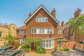 2, 46 Beechwood, Putney Heath Lane, London SW15 3JF