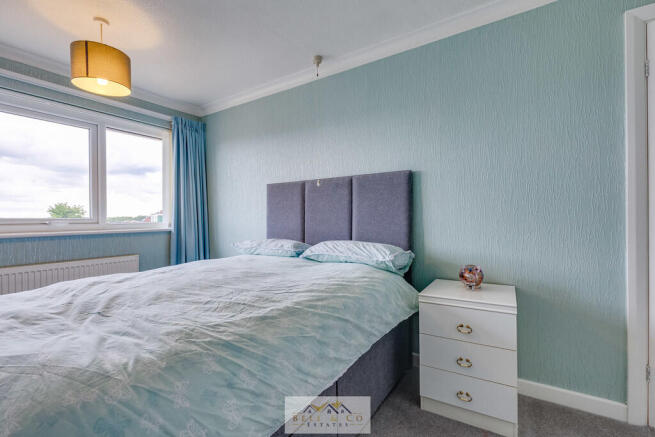 3 bed Semi-Detached for sale Image 11
