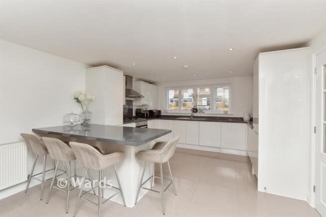 Kitchen/ Living Area