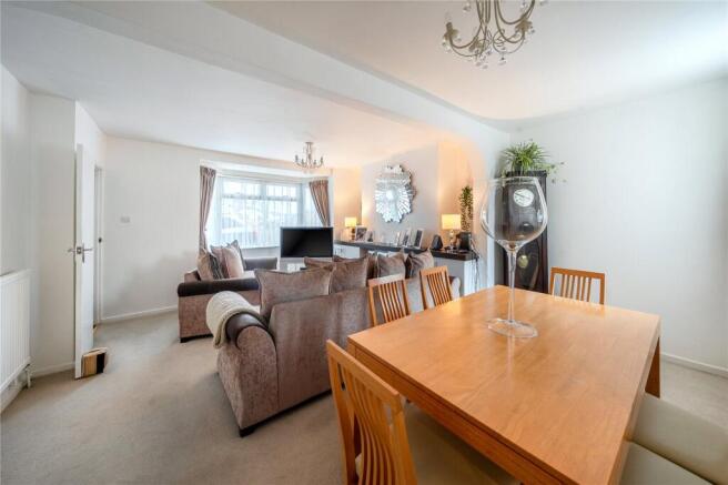 Sitting/Dining Room