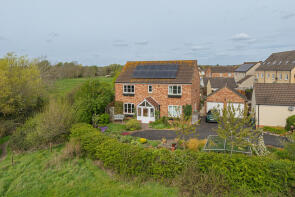 34, Barley Rise, Trowbridge BA14 6FJ