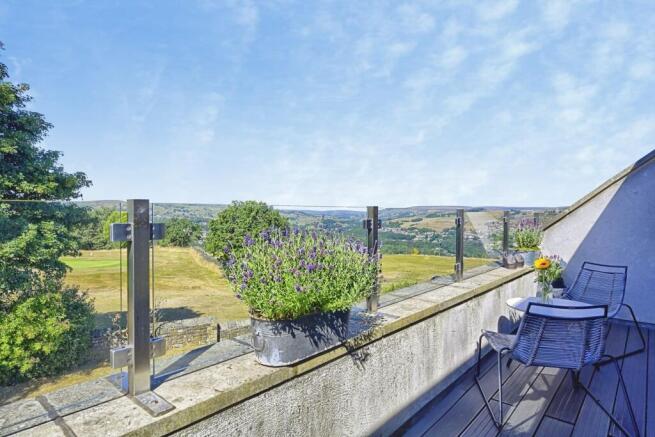 2 bed Apartment for sale Image 11