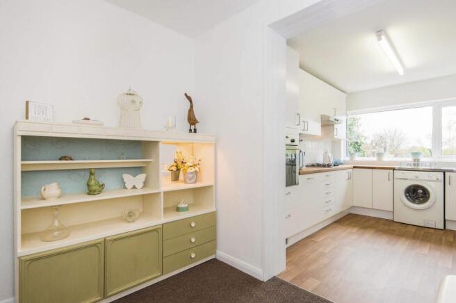 Dining to Kitchen