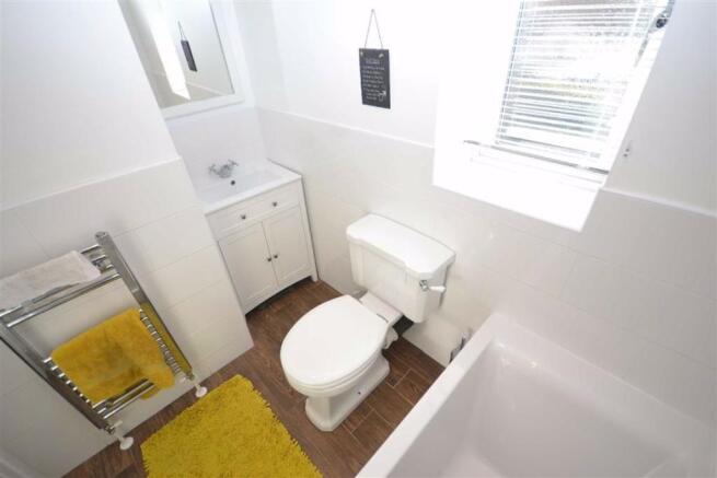Bathroom/w.c View 2