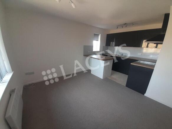 Living Area - view 1