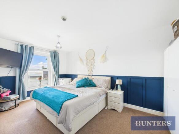 2 bed Flat for sale Image 6