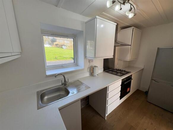 2 bed Terraced for sale Image 7