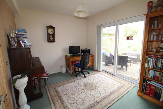 Photo 8