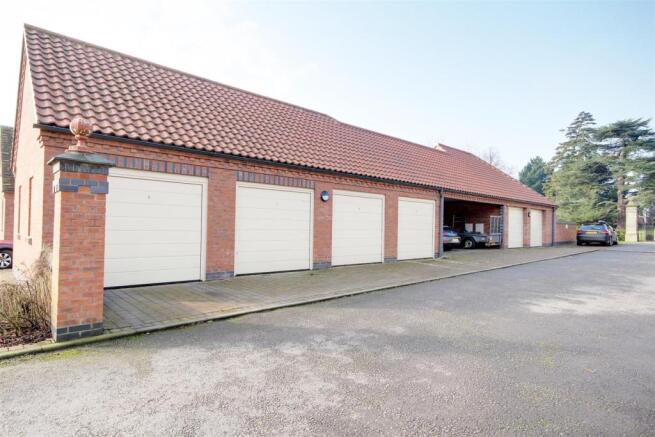 Garage.jpg