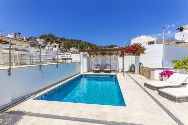 Pool (2)
