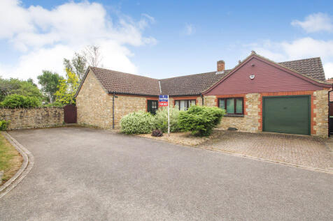 Regents Mews, Biddenham, MK40