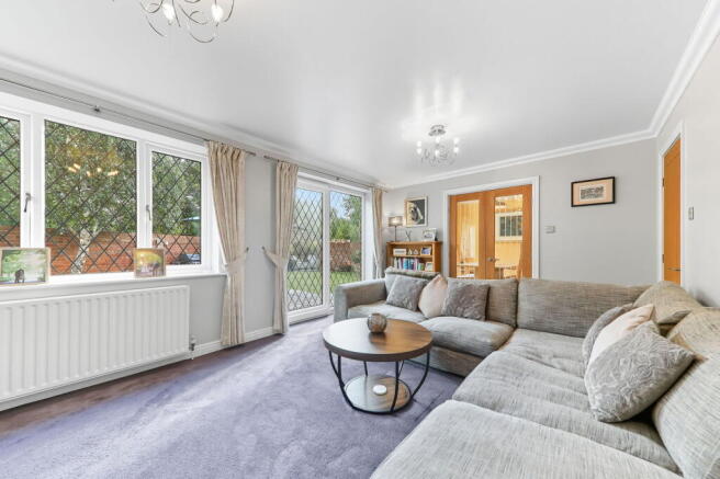 4 bed Detached for sale Image 6