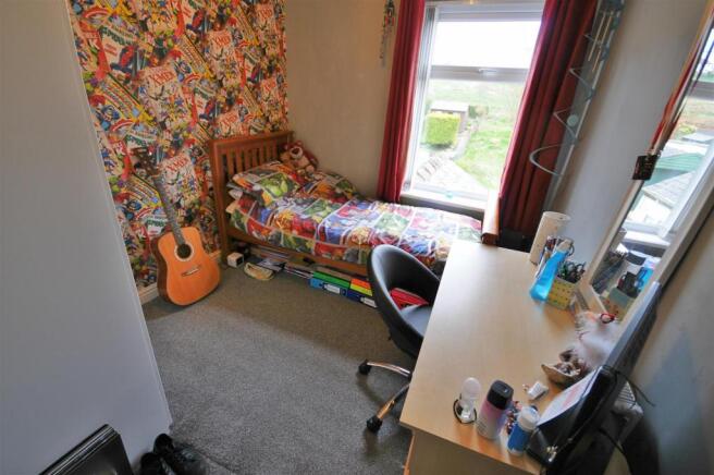 Second bedroom