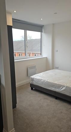 1 bed Apartment to rent Image 6