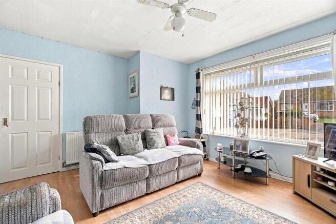 Louville Avenue, Withernsea photo 3