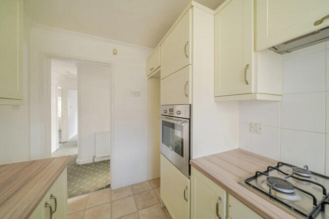 2 bed Semi-Detached Bungalow for sale Image 4