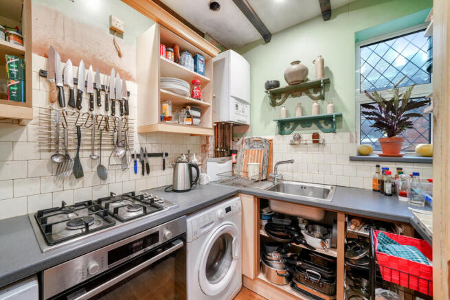 40A Deacon Road -...