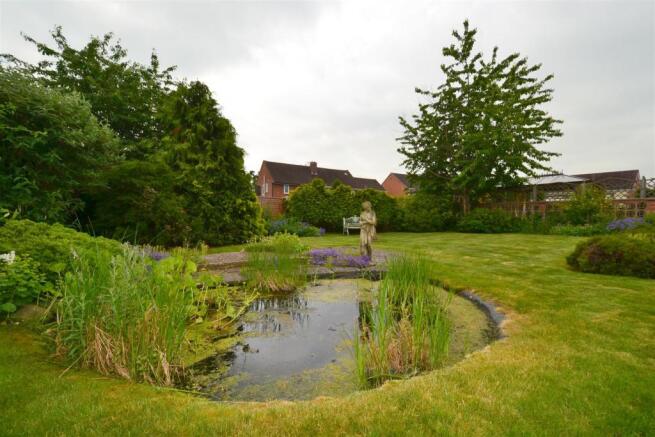 garden1.jpg