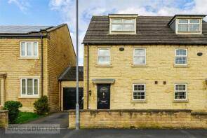 18, Robin Hood Road, Huddersfield HD2 1NR