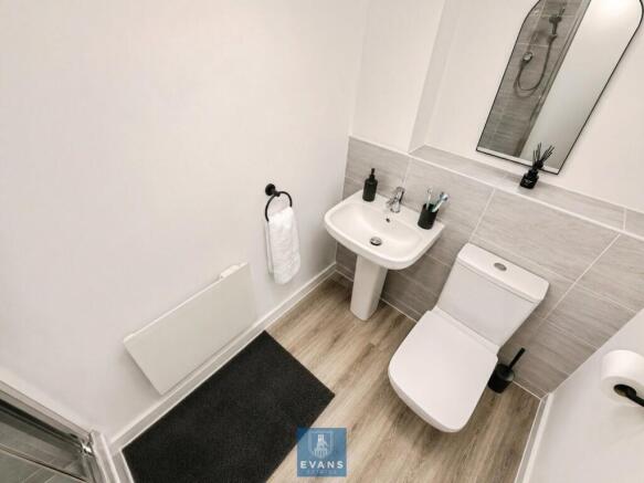 En Suite Shower Room