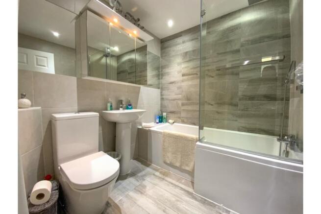 Photo 14