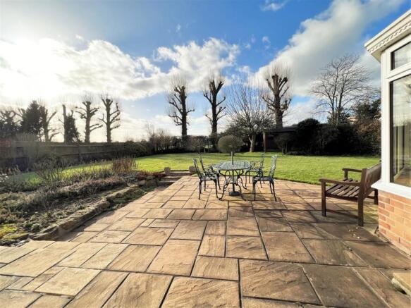 rear garden...jpg