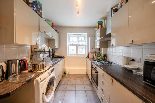 1436022-6-69e20e0...