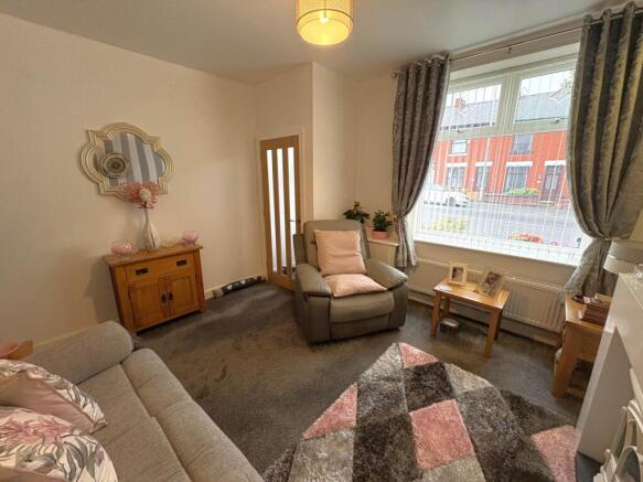 2 bed Terraced for sale Image 4