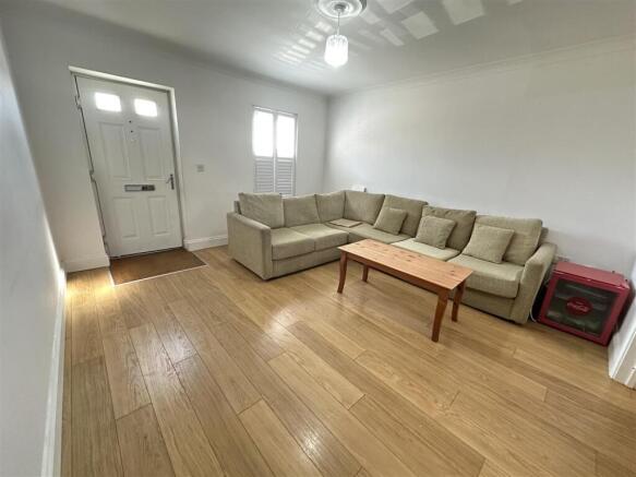 Lounge.jpg