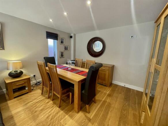 LIVING ROOM REAR