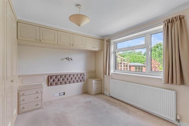 3 bed Link Detached House for sale Image 10
