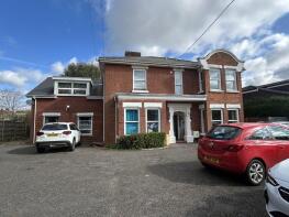 82, Station Road, Southampton SO31 5AJ