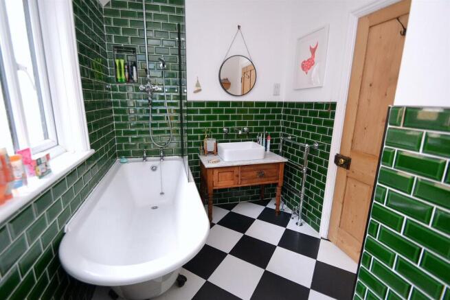 57SUMMERBATH2.JPG