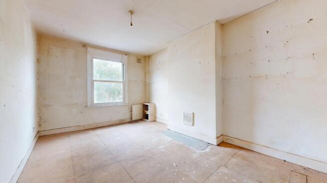 Flat B, 24 Foulden Road, Stoke Newington, London, N16 7UR
