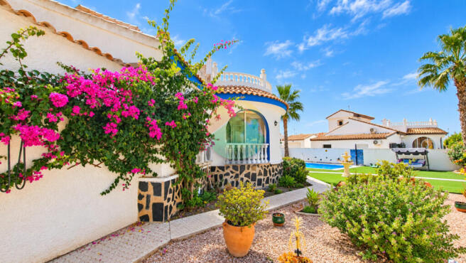 3 Bedroom Detached For Sale-NEA660i-2