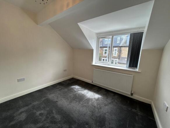 3 bed Semi-Detached to rent Image 10